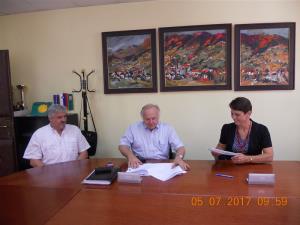 Podpis pogodbe za ureditev 3. faze Komunalne infrastrukture v Poslovno servisni coni Vrtača v Semiču 1